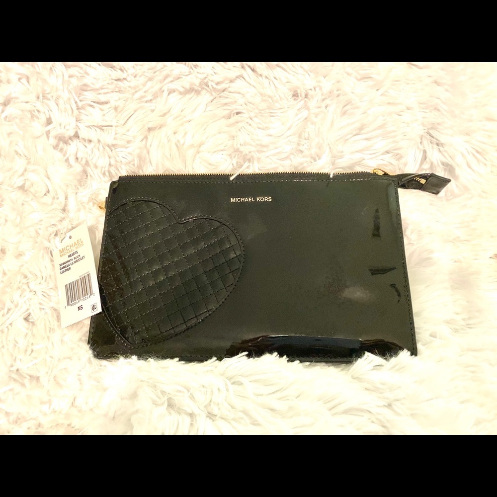 Michael kors black daniela lg wristlet leather